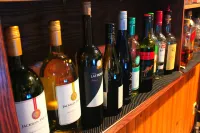 羅伯茨灣銀木酒店 - 酒吧