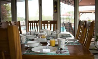 Shane Acres Country Inn