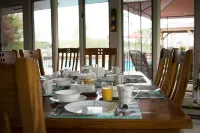 Shane Acres Country Inn Hotels in Clyman