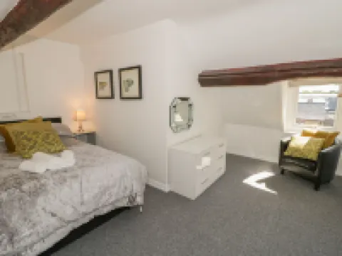 マイス エルウィ セント・アサフのホテル