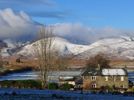 Beckwood Отели рядом с достопримечательностью «Striding Edge»