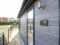 Number 43 The Poplars - Country Houses