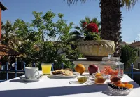 Stratos Hotel - breakfast