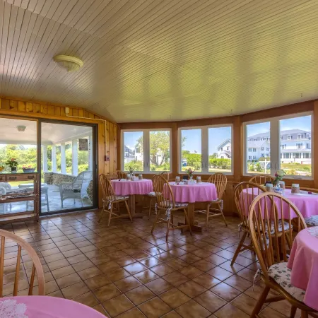 Rose Farm Inn