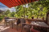 Max Aviation Villa & Apartments