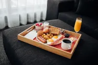 Hôtel Escad Quartier DIX30 - breakfast