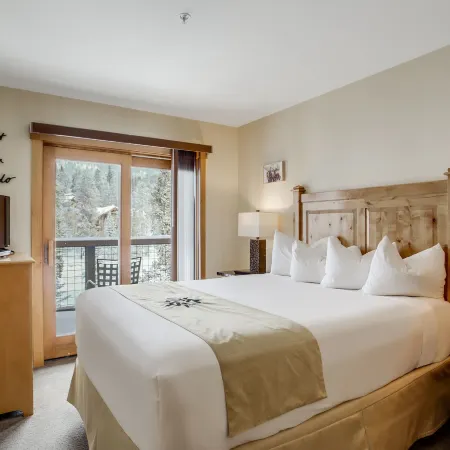 3Br Condo at the Springs-Best Pool in Keystone
