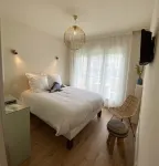 Hôtel les Bains