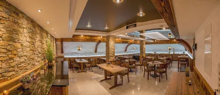 Gronauer Tannenhof Отели в г. Бергиш-Гладбах