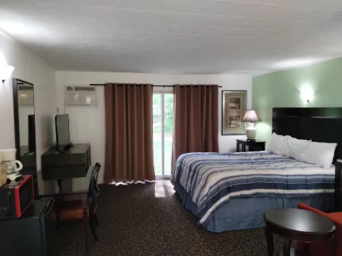 Tri Terrace Motel Отели в г. Запад Бранч Тауншип