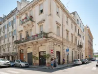 Trilogy Prestige Hotels near Teatro Apollo