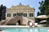 Villa Rinalducci - Parking