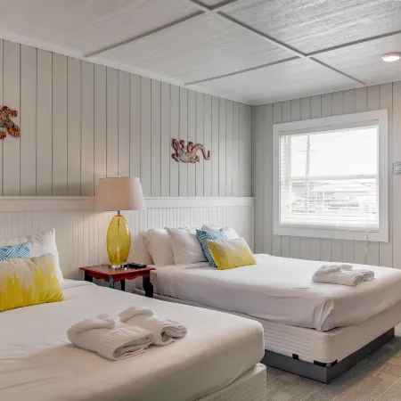 See Sea Motel