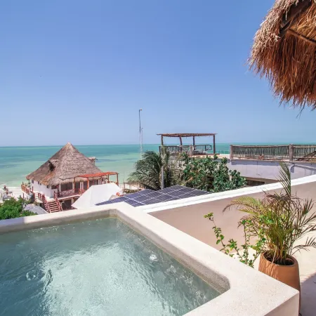 Hau Holbox, Oceanfront Boutique Hotel