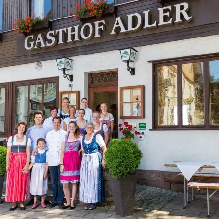 Gasthof Adler Отели в г. Шрамберг