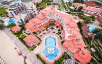 Helena Sands Hotels in 