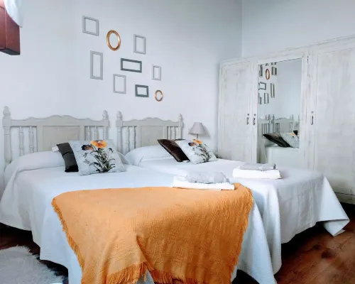 Agroturismo y Apartamentos Ondarre Hotels in Goierri