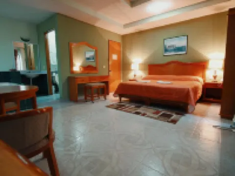 ホテル エル コンキスタドール モナルカ シタクアロのホテル