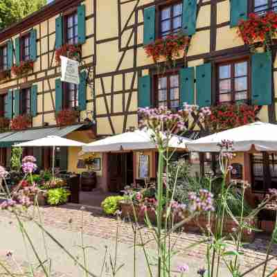Logis Hôtel-Restaurant du Mouton Hotel Exterior