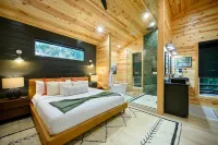 Rated Top 1% - Couples Enchanted Forest – Relax, Unwind, No Responsibilities!