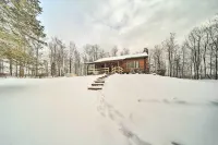 Cambridge Springs Cabin Near French Creek! - parking