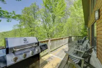Hot Tub, Fire Pit and Mtn Views Bryson City Escape - 4-Star