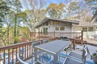 Serene Home w/ Fire Pit, Deck & Easy Access to ATL