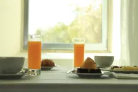 HD | Duecitânia Design Hotel - breakfast