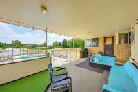 Family-Friendly Yakima Escape w/ Yard & Pool!