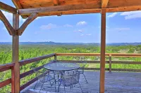 Spacious Utopia Family Home w/ Hill Country Views - 3-Star