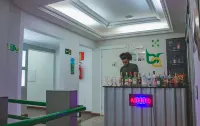 Br Hostel - Hostels