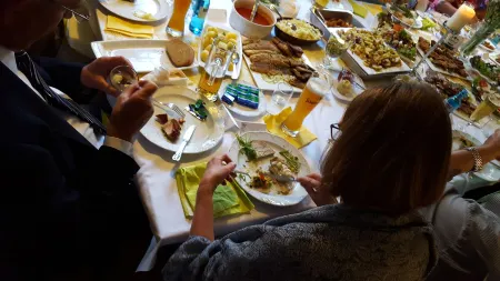 Hotel & Restarant Ausspann Отели в г. Дона