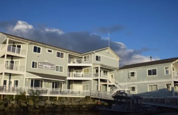 隆格萊爾套房旅館