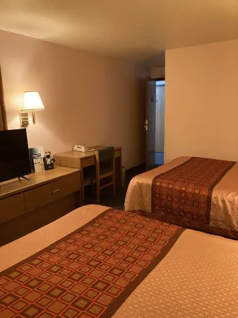 Executive Inn Отели в г. Макферсон