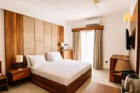 Cezar's Airport Hotel Hotels in Kalograia