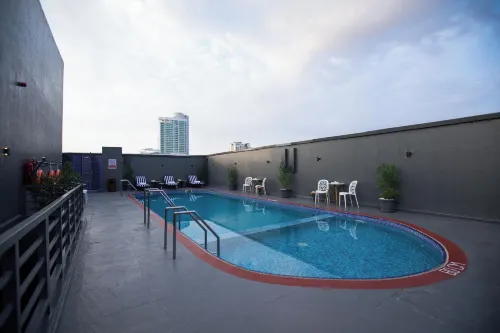Fortis Hotel Fujairah - bar