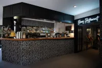 Lincoln Downs Resort Batemans Bay - bar