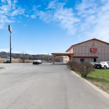 Econo Lodge Junction City I-70 Near Fort Riley