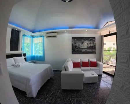 Condo with private balcony in the heart of Sosua ソスアのホテル