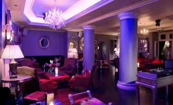 Grand Palace Hotel