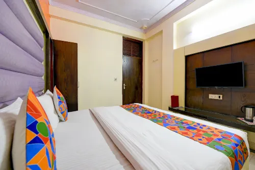 Hotel Star Paradise