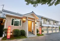 Gold Motel Hotels in Changhua