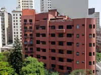 San Michel Hotel โรงแรมใกล้ศูนย์การค้าเมกาโปโลโมดา