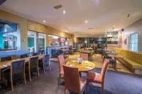 Premier Inn Glasgow East Hotels in Удингстон