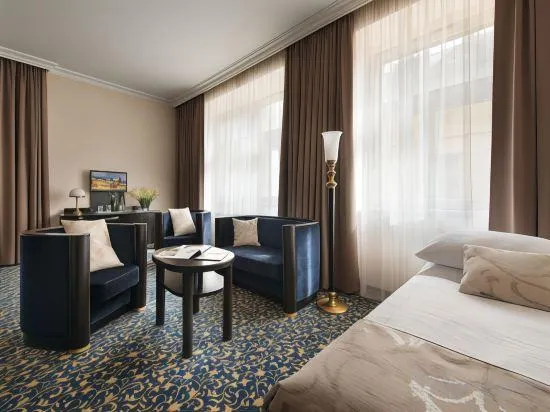 EA Hotel Royal Esprit