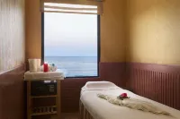 Ramada by Wyndham Beach Hotel Ajman - spa
