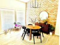 The Oasis in BTX Hotel di Brownsville