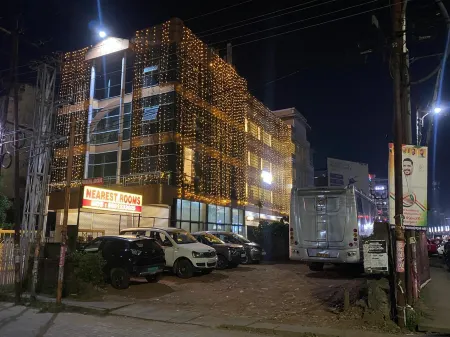 Nearest rooms Отели рядом с достопримечательностью «Chill vibes only»