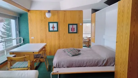 Ale 1206 Marilleva 1400, Direct access to slopes