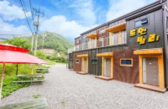 Yangsan Doyeon Valley Pension โรงแรมใกล้Tongdosa Temple